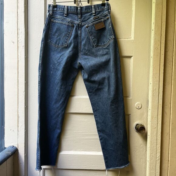 Vtg Wrangler Jeans Sz 12 X 34 wide leg mid rise farm rustic cotton frayed hemmed - Picture 2 of 13